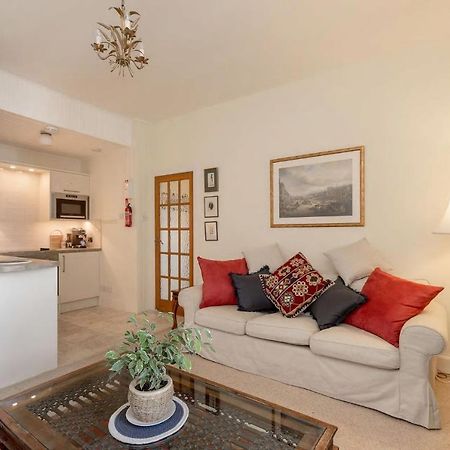 Stunning Panoramic Views: Heart Of The Royal Mile Apartment Единбург Екстериор снимка