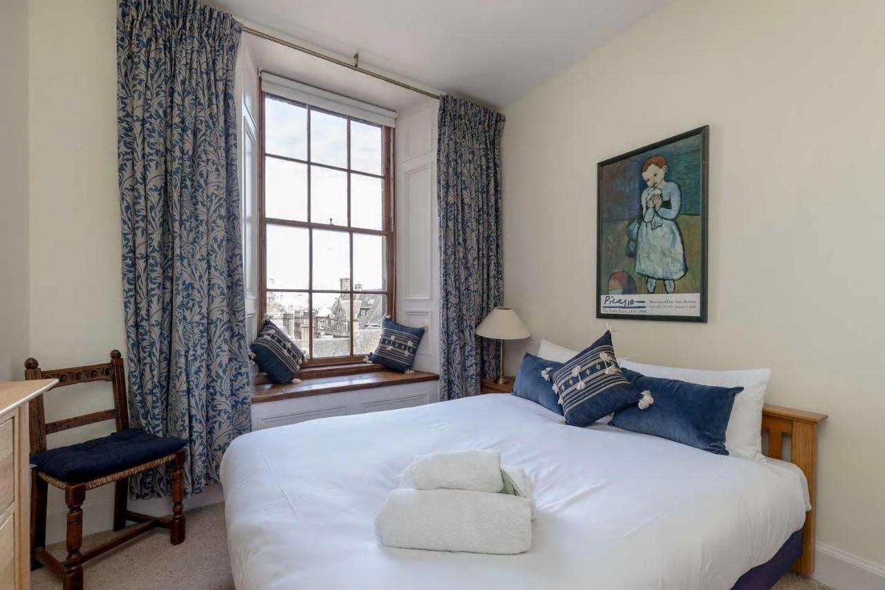 Stunning Panoramic Views: Heart Of The Royal Mile Apartment Единбург Екстериор снимка