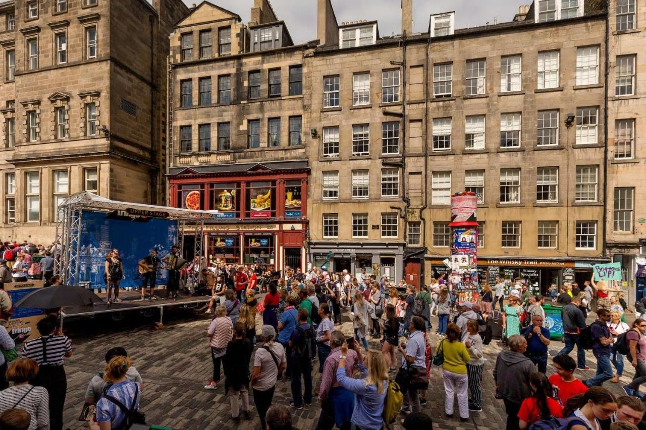Stunning Panoramic Views: Heart Of The Royal Mile Apartment Единбург Екстериор снимка